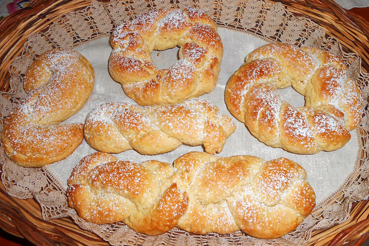 Easter sweets: the Calabrian cuzzupe